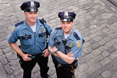 Seattle police uniforms going to dark blue